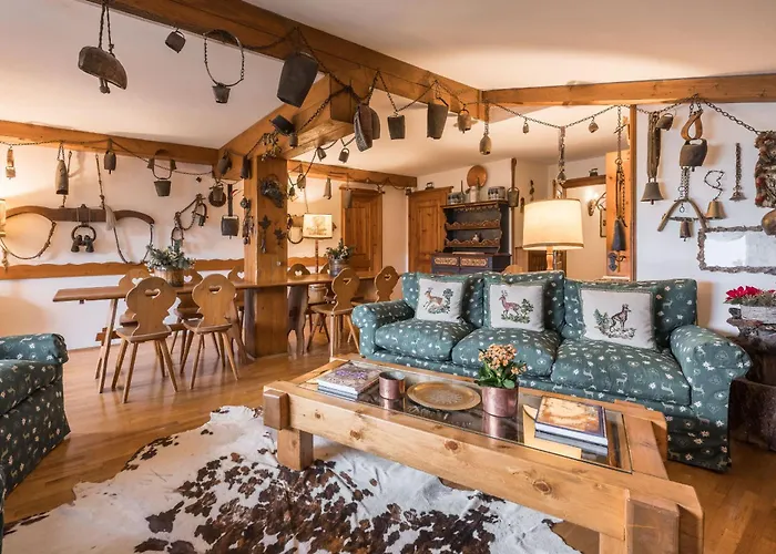 Charming Penthouse With Breathtaking Views דירה