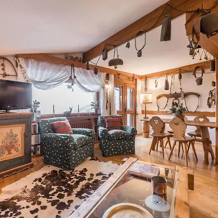 Charming Penthouse With Breathtaking Views * Cortina dʼAmpezzo